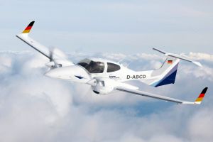 Diamond DA42-VI für European Flight Academy Rostock