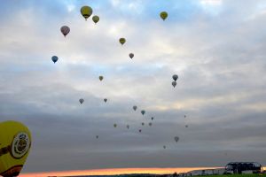 Ballonfestival Montgolfiade: Schauspiel hob am PAD ab