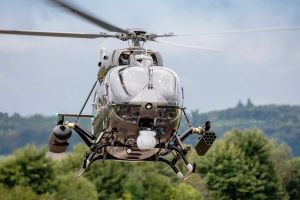 H145M fliegt erstmals mit Waffensystem HForce