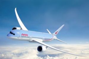 LHT versorgt die 787 Dreamliner der NEOS aus Italien