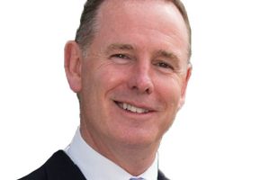 Tony Douglas als CEO der Etihad Aviation Group bestätigt