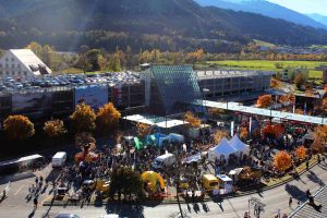 Fest am Flughafen Innsbruck zum Nationalfeiertag in Österreich