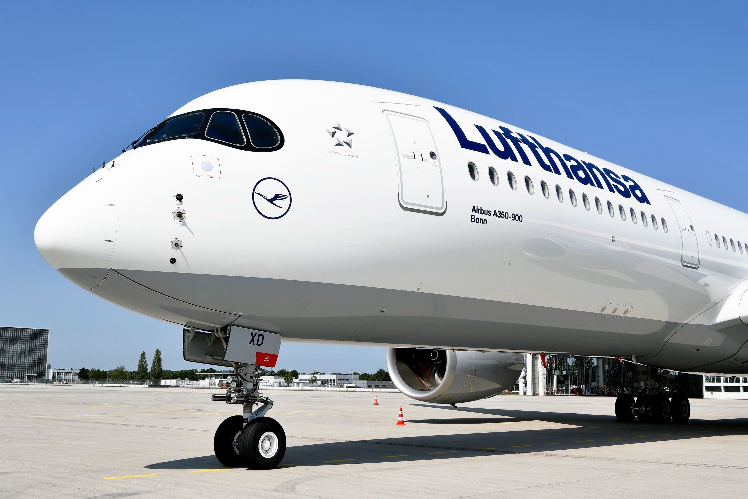 Bildergebnis für Lufthansa A350