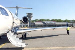 Legacy 500 und Phenom 300: Embraer Jets in Mannheim