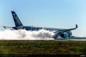 A350-1000 XWB fliegt zu ihrer Zulassung