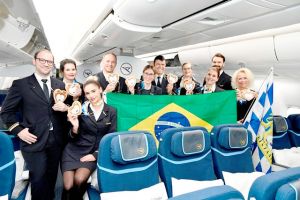 Condor: Carrier nach Brasilien und in die Karibik