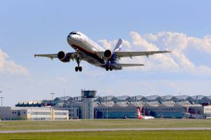 Flughäfen Leipzig/Halle und Dresden mit mehr Jobs 
