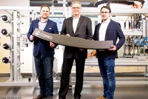 DLR bei Ausgründung für Formung von Faserverbundteilen