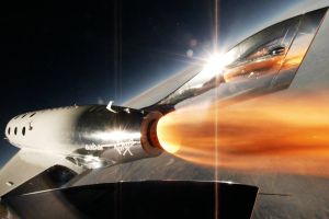 SpaceShipTwo legt erfolgreichen Raketenflug hin
