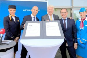 Neue Lufthansa A350 XWB "D-AIXI" heißt jetzt Dortmund