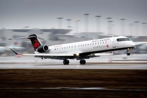 Neun neue Bombardier CRJ900 zum Verleasen
