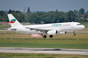 Flughafen akquiriert vier weitere Airlines