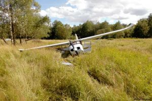 Cessna 172 mit vier Frauen überladen