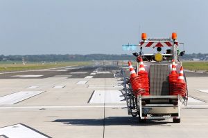 Start- und Landebahn in Hamburb wieder in Betrieb