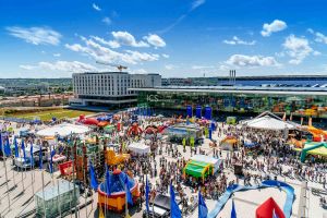 Zehntausende zum Kinderfest am Flughafen Stuttgart