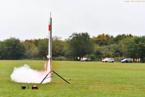 Dosensatelliten am Start: Bremer schießen CanSats hoch