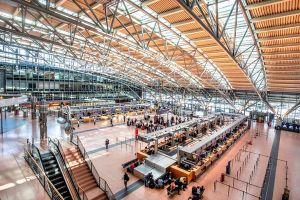 Airlines am Flughafen Hamburg wechseln Terminals