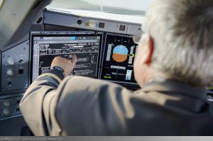 Airbus A350 XWB mit Touchscreen im Cockpit
