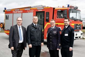 Flughafenfeuerwehr München spendet Feuerwehrauto