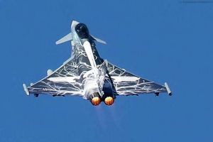 Eurofighter mit Sonderfolierung "Sword of Boelcke"