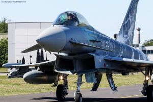 Eurofighter mit Sonderfolierung "Sword of Boelcke"