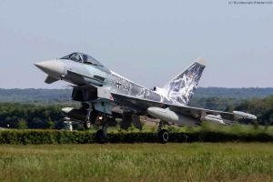 Eurofighter mit Sonderfolierung "Sword of Boelcke"