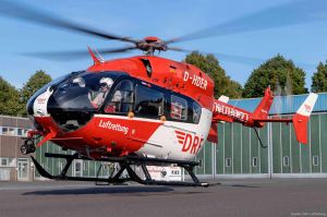 EC145 beerbt BK 117 bei DRF Luftrettung in Dortmund