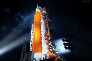 Rakete SLS mit Teilen von MT Aerospace aus Bayern