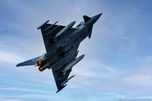 Eurofighter scannt Lage über Katastrophengebiet