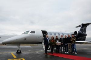 7. Embraer Phenom 300 E am PAD stationiert