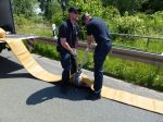 Fraports Flughafenfeuerwehr hilft gegen Elbhochwasser