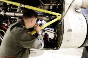 Seeaufklärer lufttüchtig: P-3C Orion am Mittelmeer