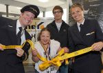 Frachtzubehör für Lufthansa Cargo von Menschen mit Behinderung