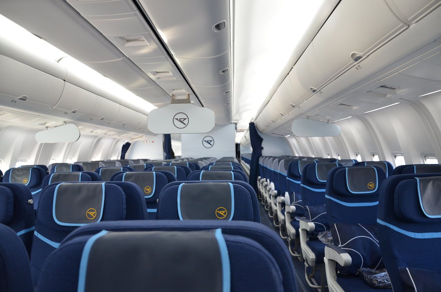 Condor: Erste Langstrecken-Boeing mit neuer Kabine