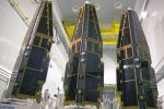 Umpolung des Erdmagnetfeldes: SWARM erforscht Erde, Meer und All