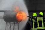 Brandbekämpfung bei der Flughafenfeuerwehr Zweibrücken