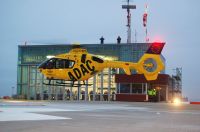 Rettungshubschrauber "Christoph 40": Hangar auf Dach der Klinik