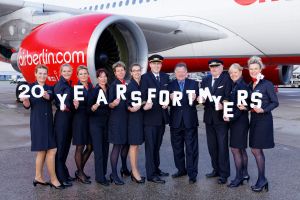 airberlin und Airport DUS feiern 20 Jahre Non-Stop nach Fort Myers