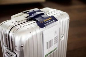 Gepäckanhänger als Selbstausdruck im Test nach Tokio