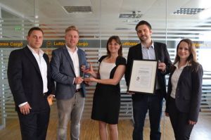 Traineeprogramm der Lufthansa Cargo erhält Auszeichnung