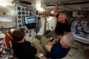 Fußball-WM und Sportliche Leistungen auf der Raumstation ISS