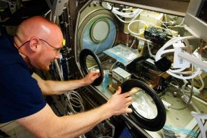 Fußball-WM und Sportliche Leistungen auf der Raumstation ISS