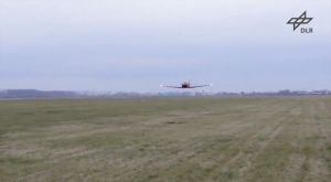 Kamera zeigt erstmals Verformungen am Flugzeug-Propeller im Flug