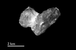 Rosetta kartiert Kometenoberfläche – Landung anspruchsvoll