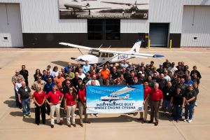 10.000. Cessna Skyhawk vom Werk in Independence