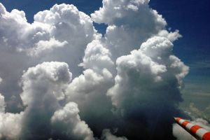 Forschungsflug im Business Jet durch die Gewitter