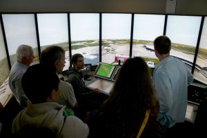 Austro Control zeigte bei "Info@Night" alles über Flugsicherung