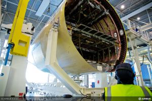 Airbus montiert ersten A350 XWB für europäische Airline