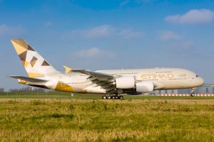 Erster Airbus A380 für Etihad Airways