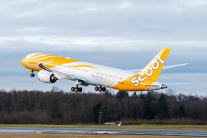 Boeing liefert ersten 787 Dreamliner an Low-Cost Carrier Scoot